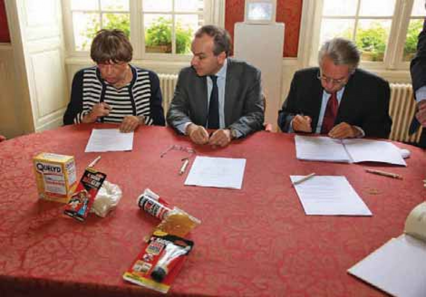 Renza Fresh, maire de Venette, Bernard Pinatel, PDG de Bostik et Philippe Marini, sénateur maire de Compiègne.