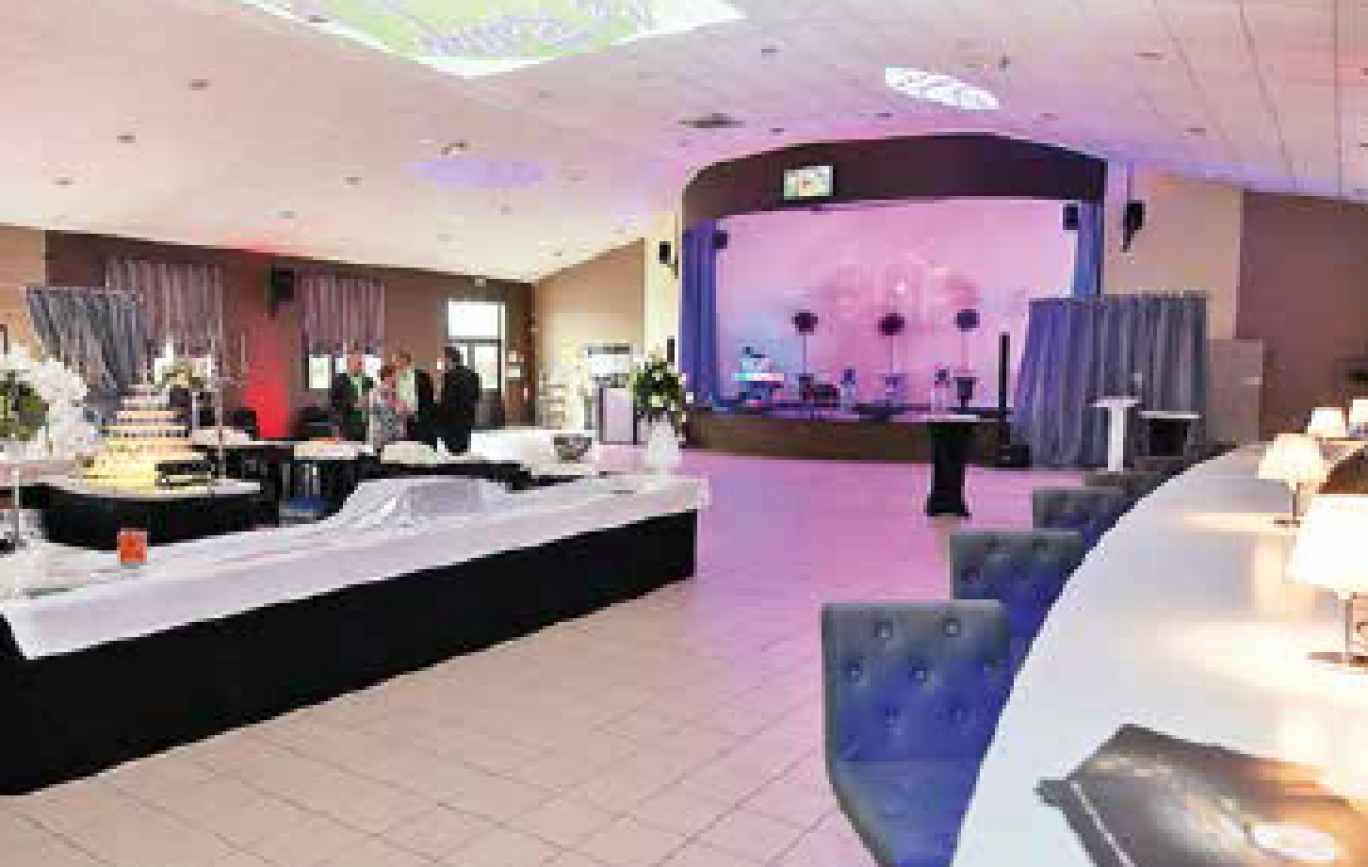Avec ses 600 m², la salle d’Espaces Réceptions peut accueillir des événements de toutes tailles.