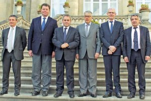 Les présidents des conseils départementaux et Xavier Bertrand réunis le 13 janvier pour leur premier G6.