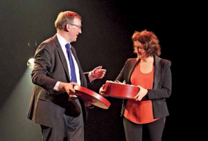 Frédéric Tilly, président du conseil régional de l'ordre des experts-comptables Picardie-Ardennes, a remercié l'humoriste Anne Roumanoff pour sa présence.