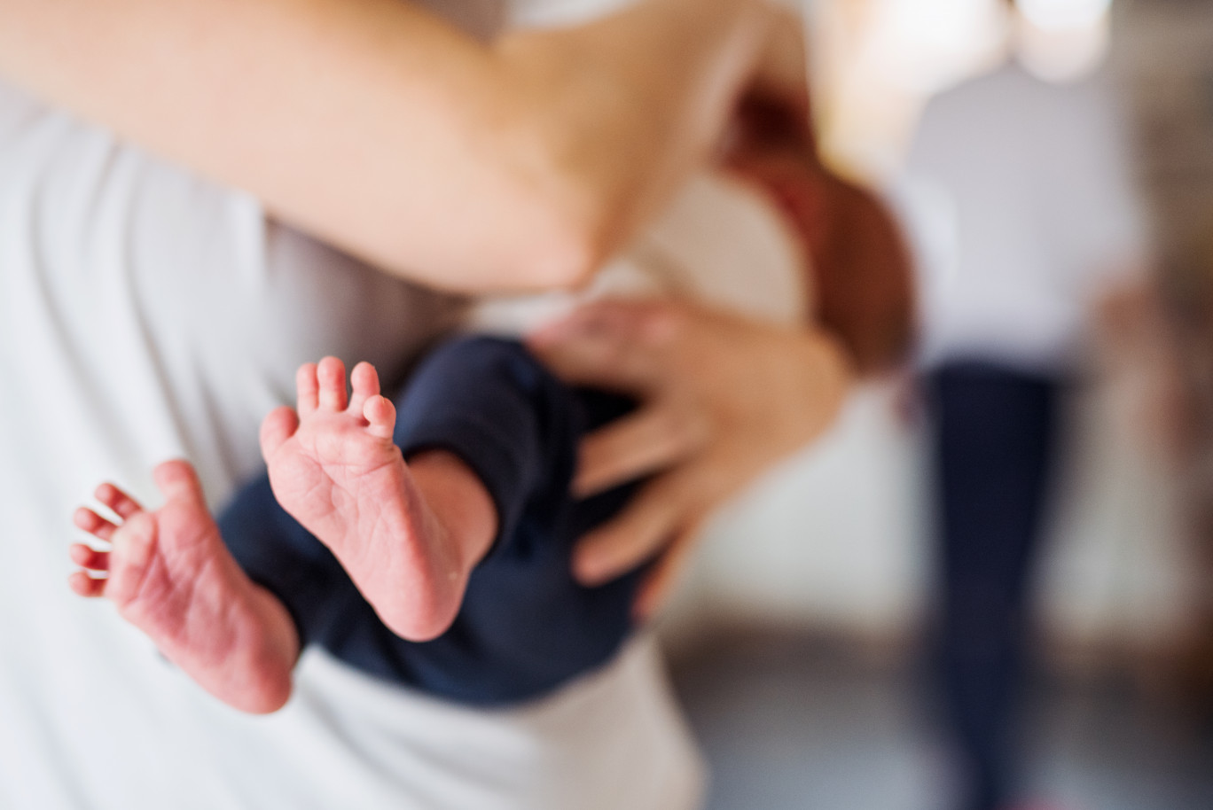La loi porte la durée du congé paternité à 25 jours calendaires. (c)AdobeStock