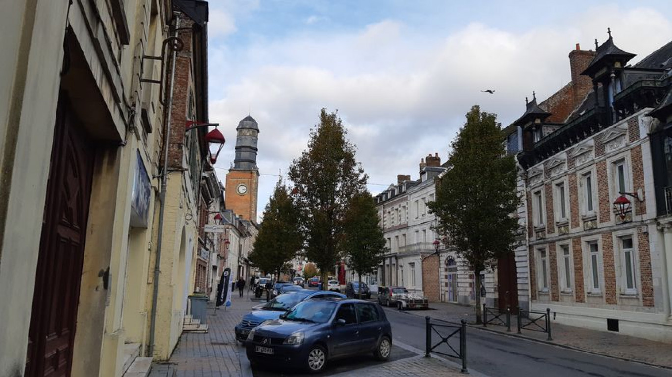 Doullens souhaite réhabiliter les logements vacants, la ville en compte environ 200. (© Aletheia Press / Emma Castel)