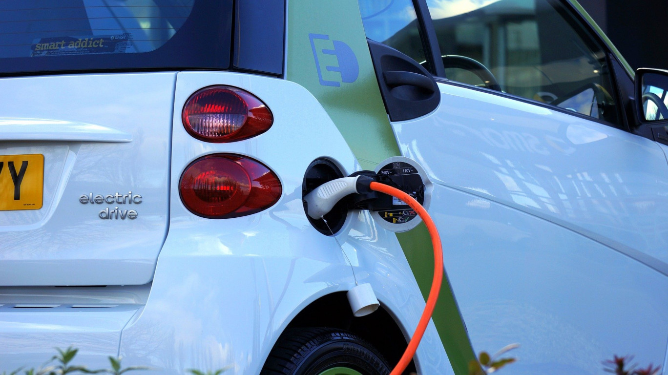 En 2020, la région compte environ 16 000 véhicules électriques. (@Pixabay)