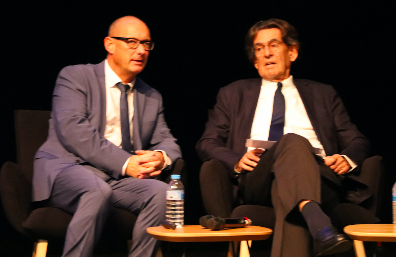 La CRCC a accueilli Luc Ferry pour débattre de la Troisième révolution industrielle, sujet d'actualité.