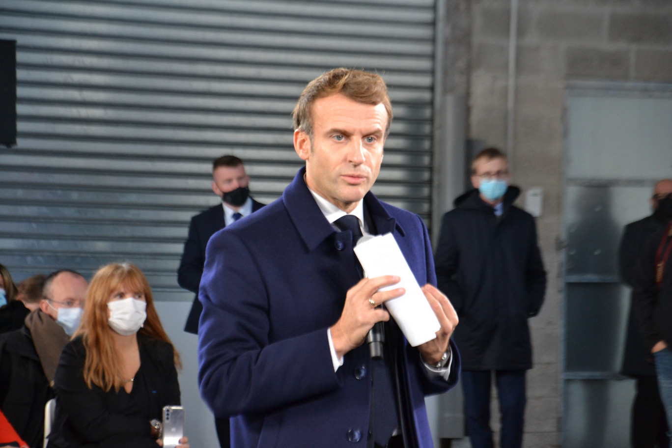Emmanuel Macron était de passage à Amiens pour dresser un état des lieux des chantiers en cours et rappeler le potentiel de la ville à laquelle il est très attaché.