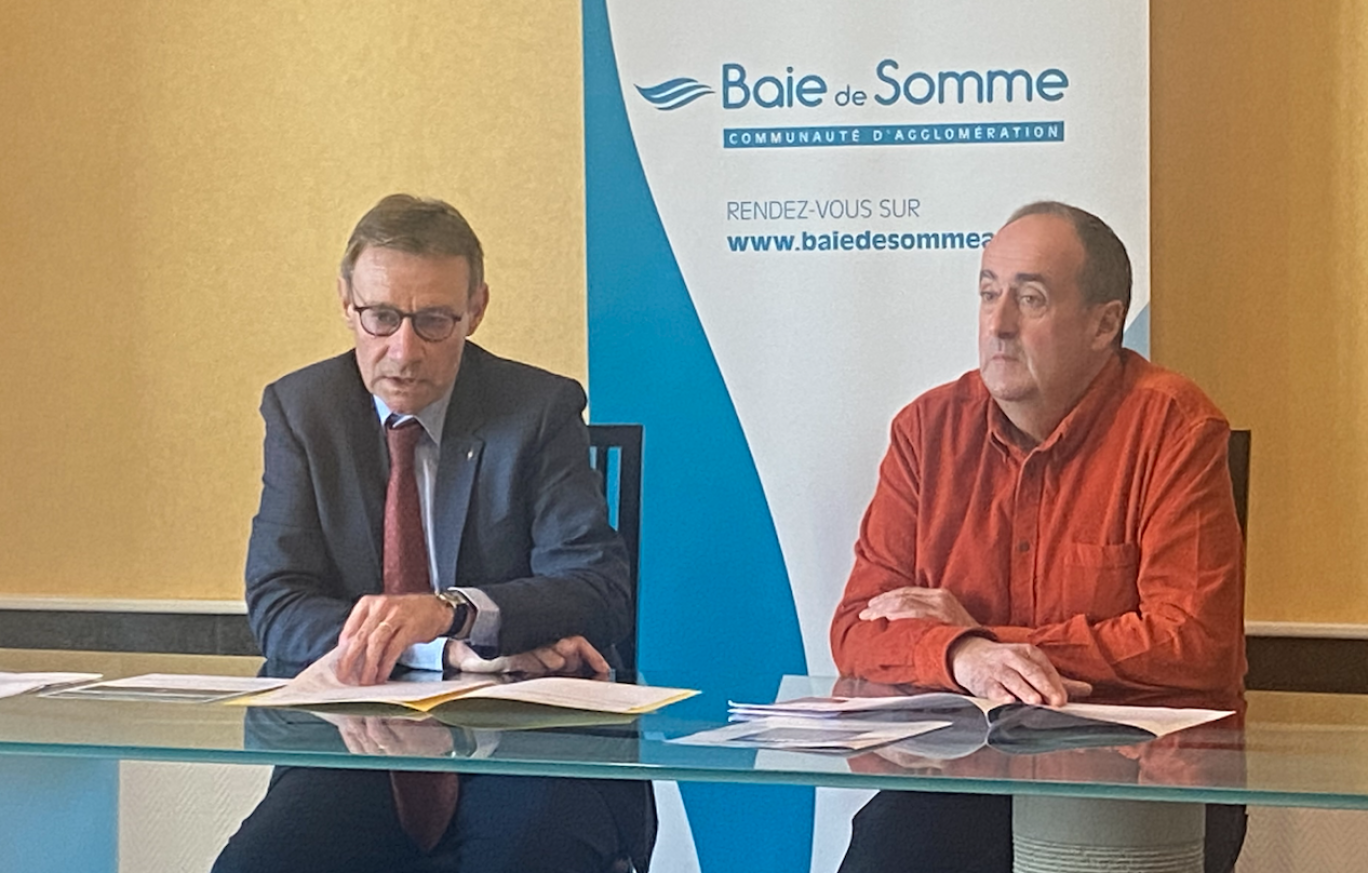Pascal Demarthe, président de la communauté d’agglomération de la baie de Somme, et Olivier Mallet, adjoint au Commerce de la ville d’Abbeville.