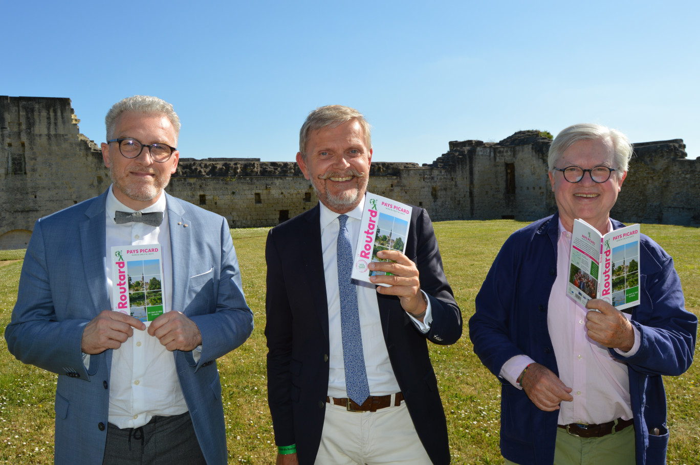 Emmanuel Liévin, Xavier Bailly et Philippe Gloaguen sont fiers de ce nouveau guide.