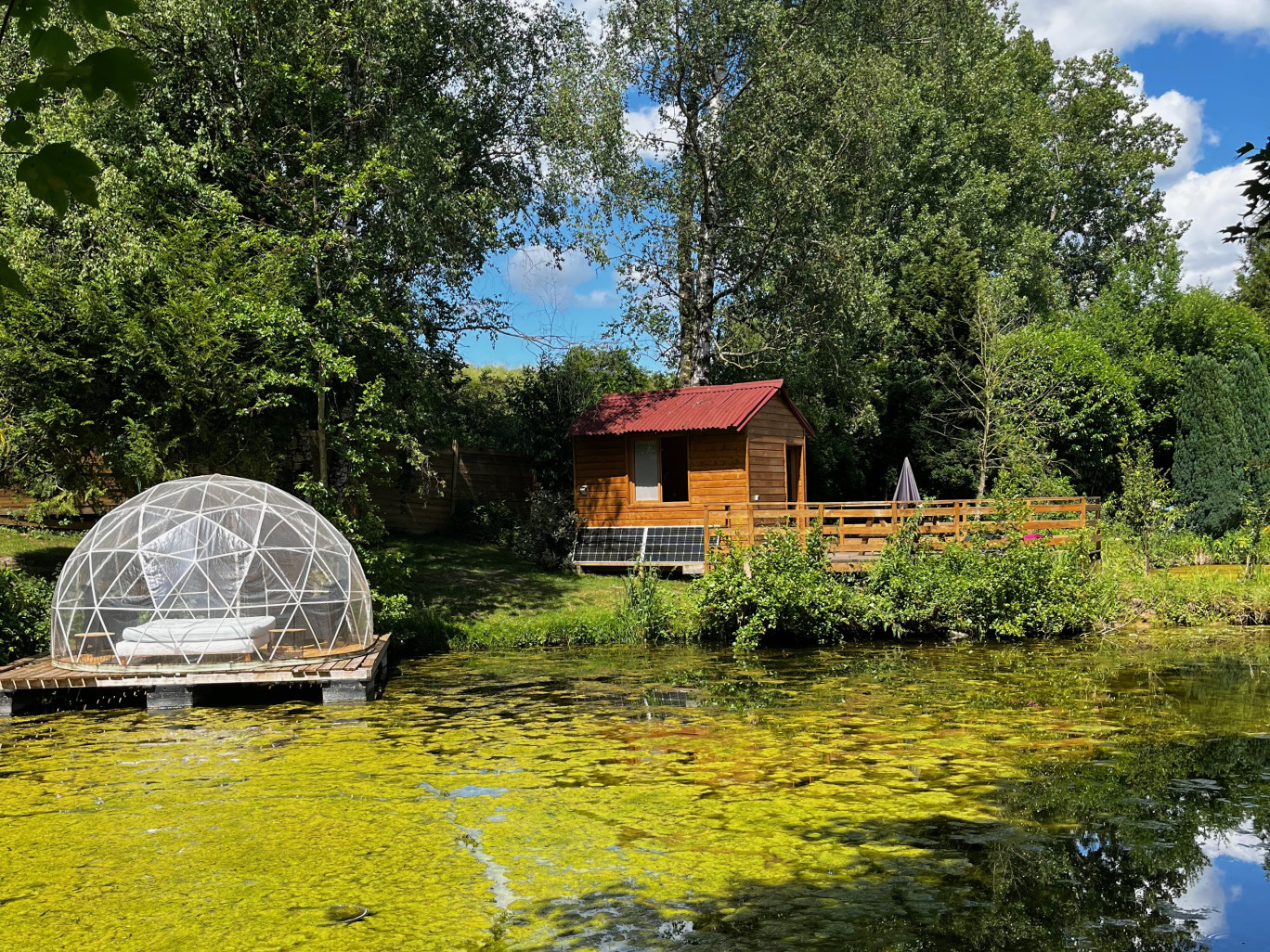 Avec la tiny house, il est possible de dormir à la belle étoile ! ©Philippe Robert