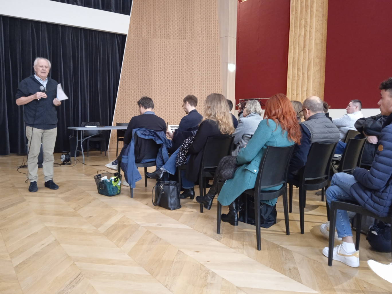 L’ancien secrétaire d’État en charge de l’Économie sociale et du développement local était présent à Saint-Quentin le 17 novembre dernier.