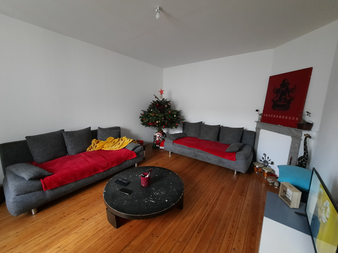 La maison de 92 m², abandonnée depuis 40 ans, a entièrement été rénovée, aujourd’hui une femme et ses enfants la louent pour 710 euros par mois. ©Aletheia Press/ L.Péron