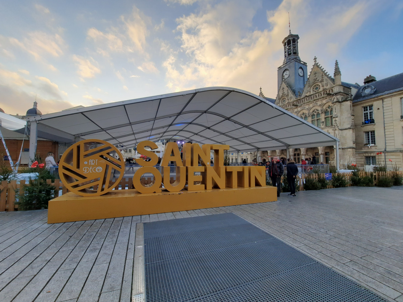 À Saint-Quentin, de nombreuses mesures de sobriété énergétique ont été prises pour limiter les dépenses de la municipalité en gaz et en électricité dès le 1er janvier. ©Aletheia Press/ L.Péron