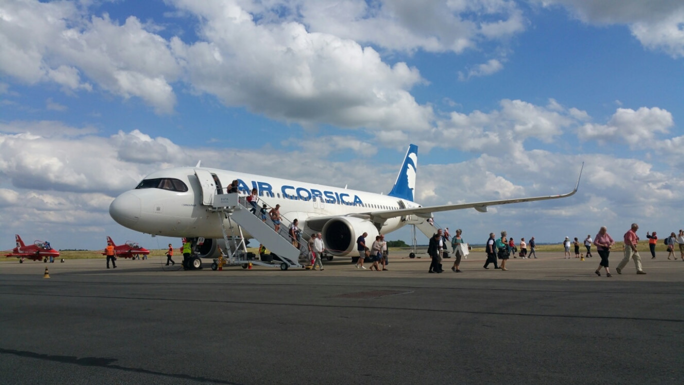 En 2022, l’aéroport a accueilli pendant huit samedis de suite des départs pour la Corse. ©Aéroport d’Albert