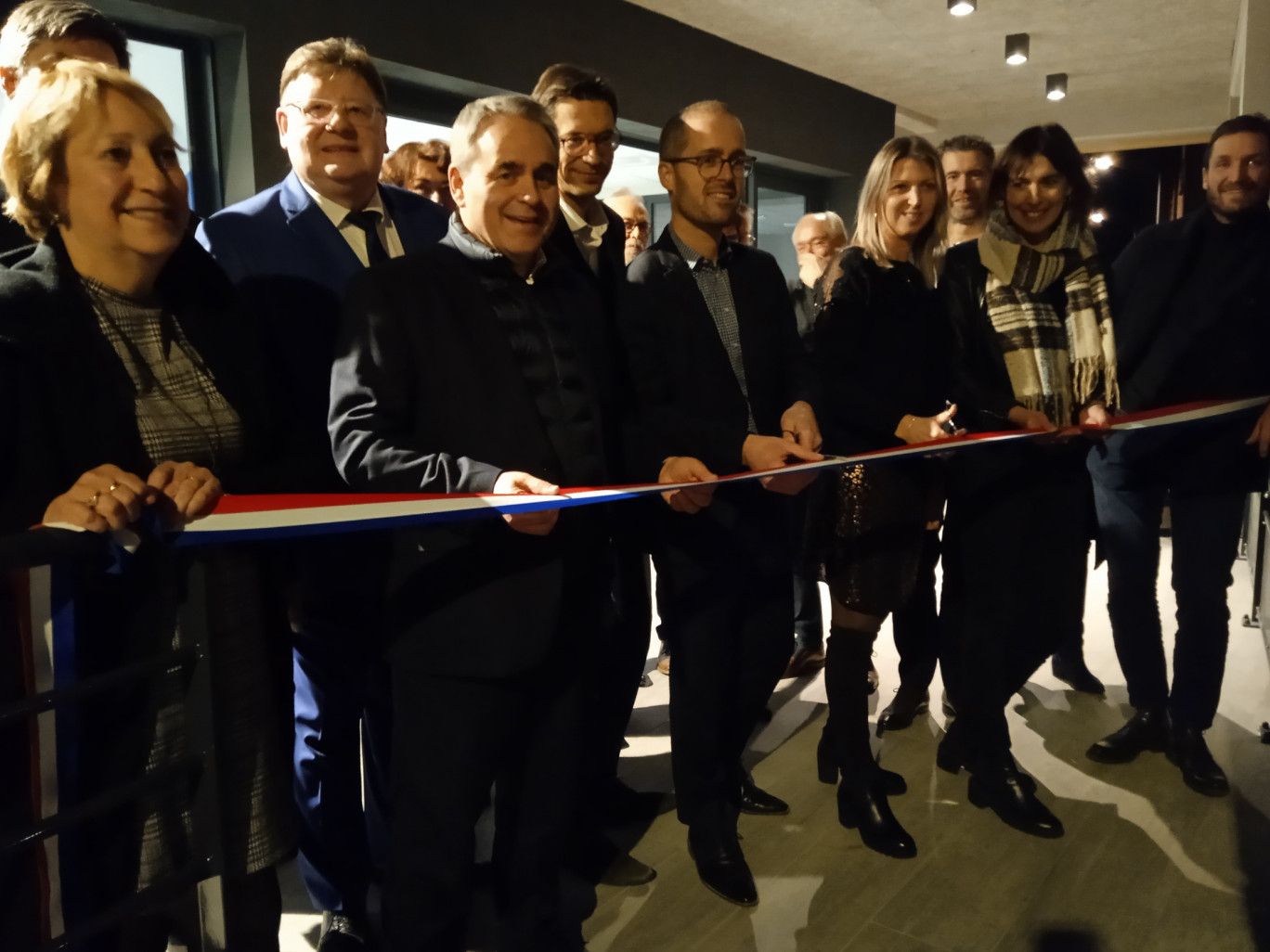 Inauguration des nouveaux locaux en présence de Xavier Bertrand, président de Région. 