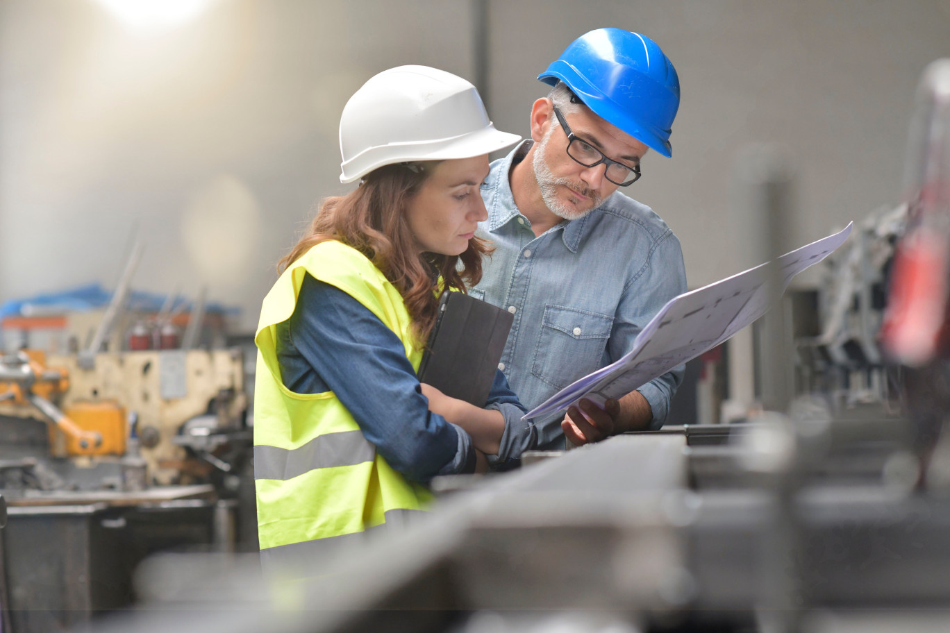 Depuis 2020, et pour la première fois depuis dix ans, l’emploi salarié industriel régional est en progression, l’industrie recrée des postes.(c)goodluz