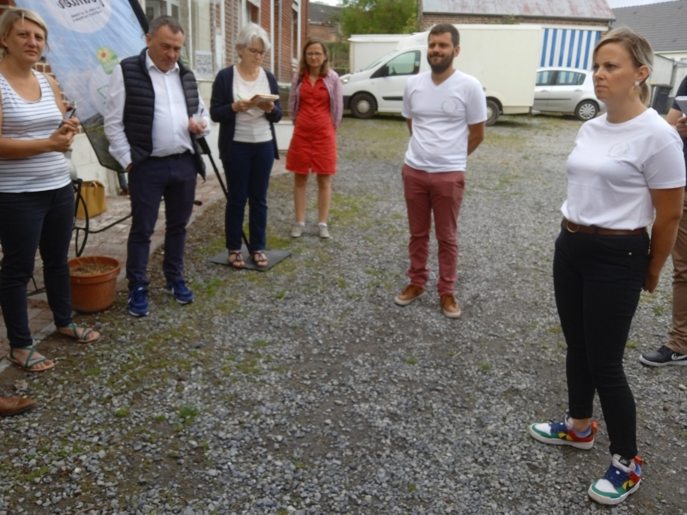 Bérangère et Geoffrey Molet ont bénéficié de 9 000 euros d’aide dans le cadre du Pass’Agri Filières pour des travaux à la ferme du Val Vermand. 