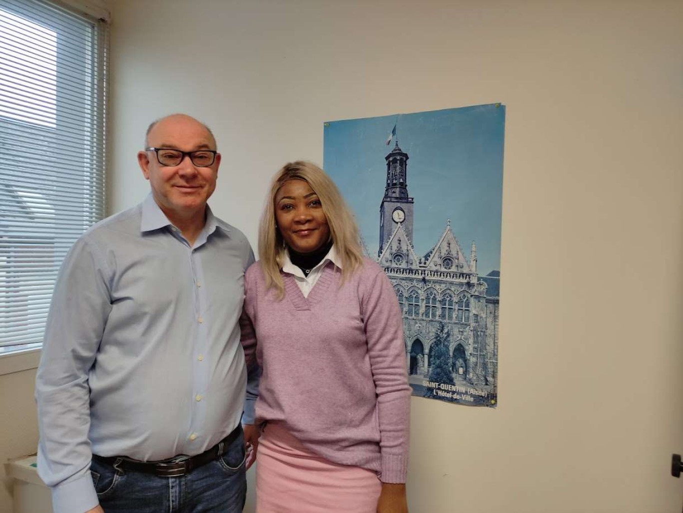 Le responsable de l’agence Dynabuy de Saint-Quentin Philippe Canivet et son assistante Rose Canivet-Mekui.