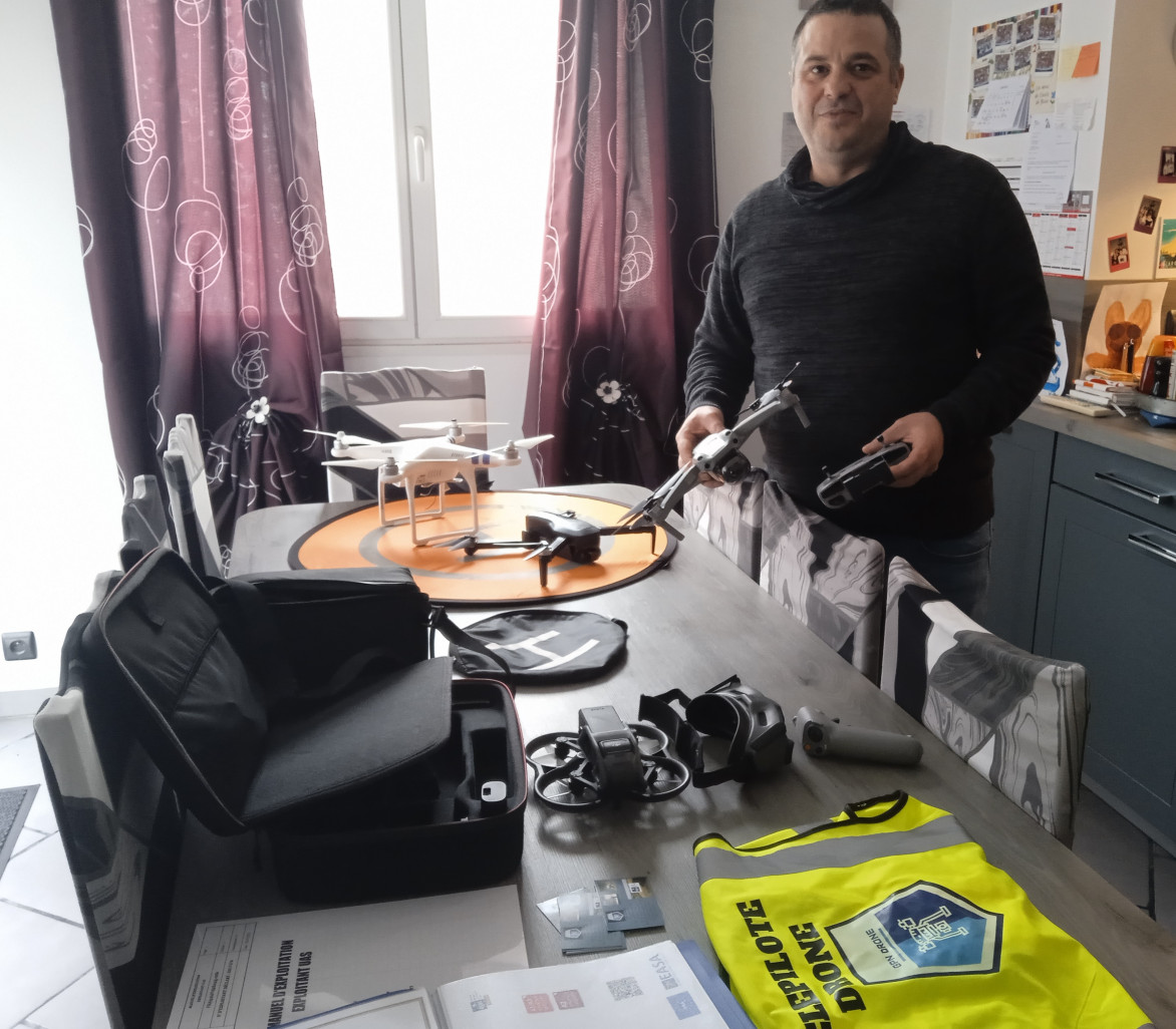 Gérard Pilard s’équipe de drones dernière génération pour assurer une prise d’images de qualité, en intérieur comme en extérieur.