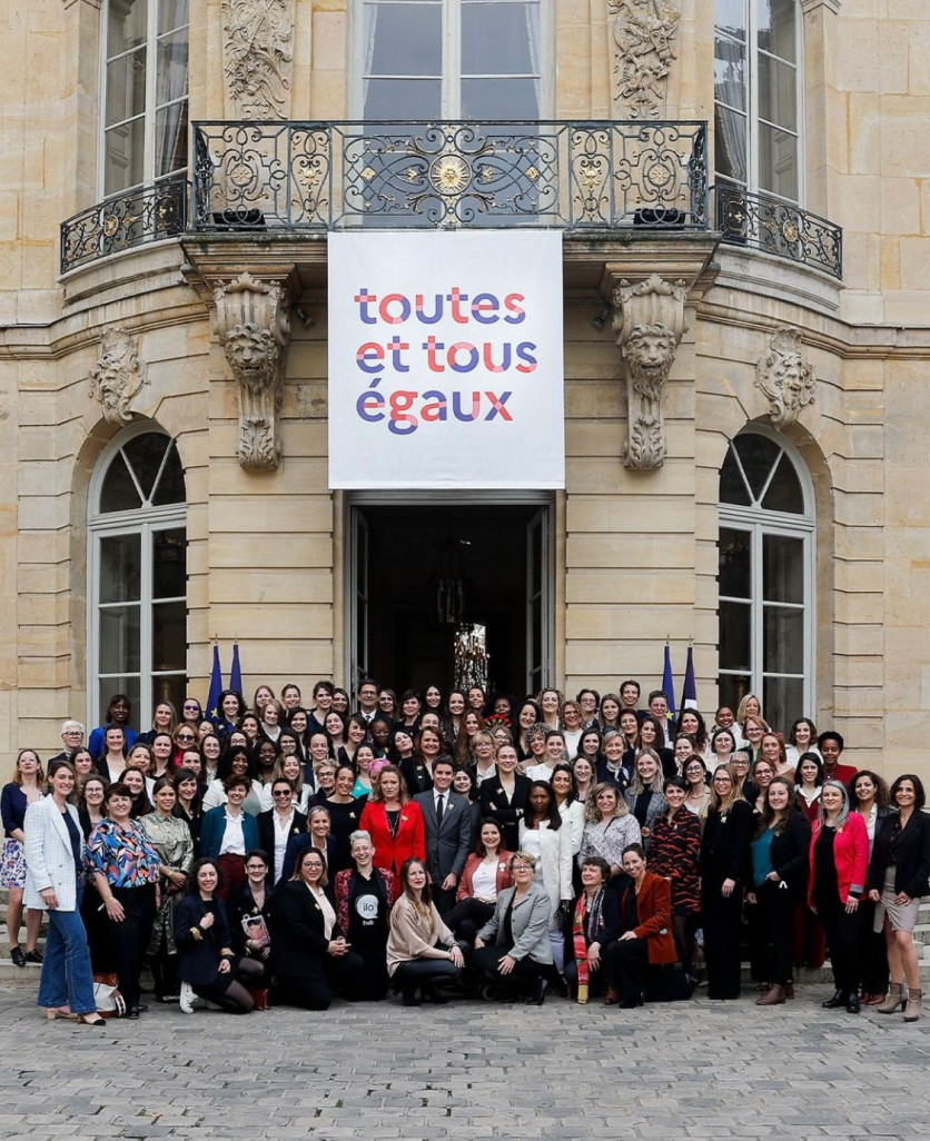 Fiona Rossignol a été reçue par le Premier ministre Gabriel Attal en présence des ministres Aurore Bergé et Olivia Grégoire, et Nicolas Dufourcq, directeur général de BPI France. (c) Damien Carles/Matignon.