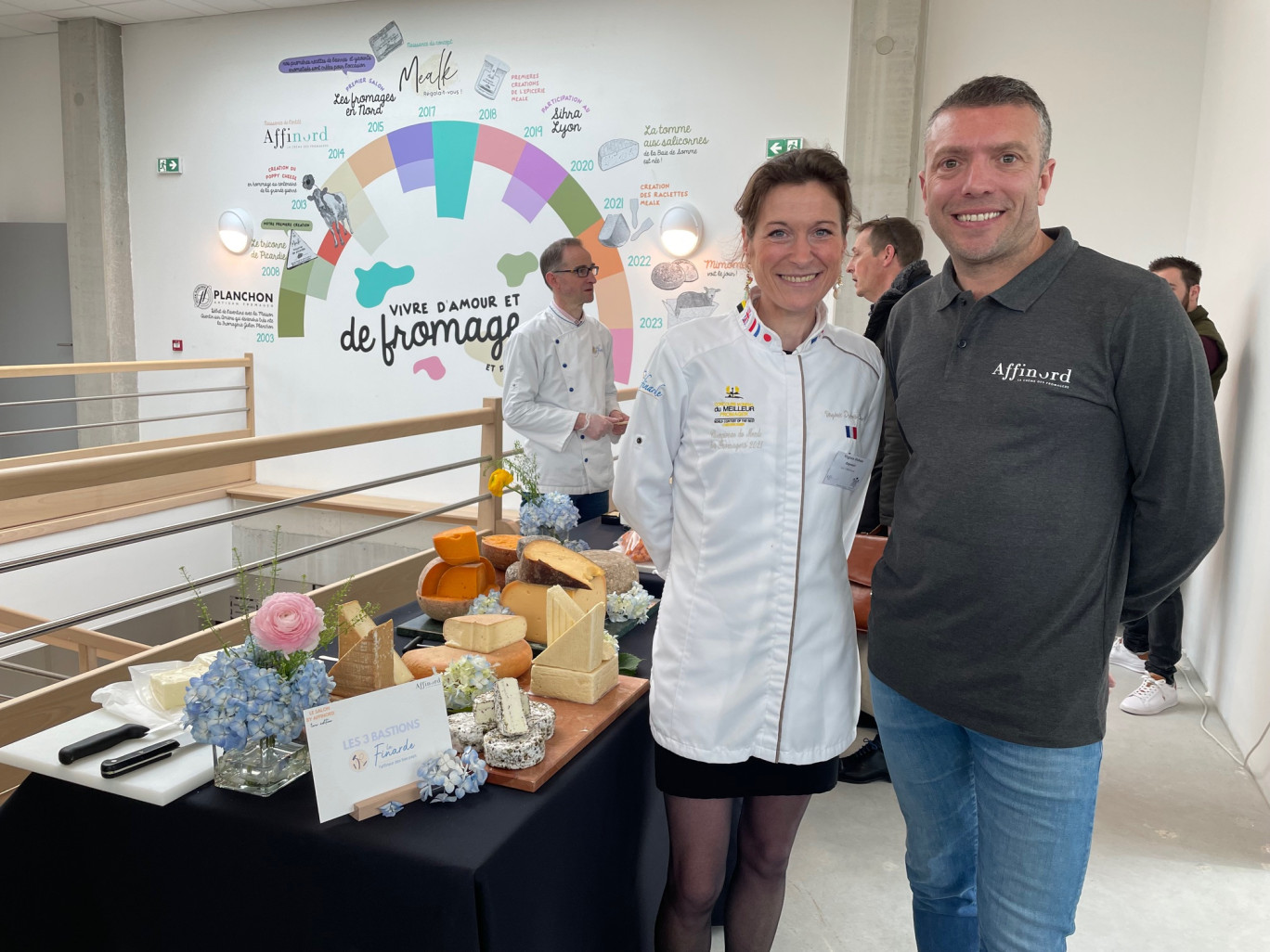 Julien Planchon, co-fondateur de l'entreprise Affinord, avec Virginie Dubois-Dhorne, élue meilleure fromagère du monde en 2021.