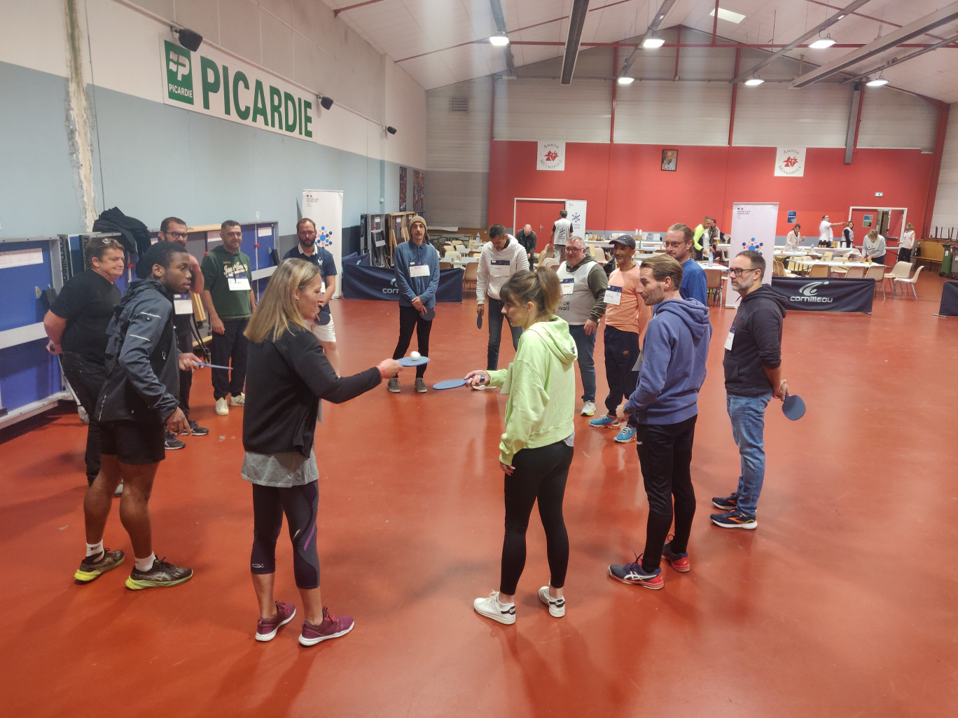 Des représentants d’Auchan, Auchan Drive, Amazon, Iserba ou encore Quick ont participé à ce rendez-vous (© Aletheia Press / Diane La Phung).