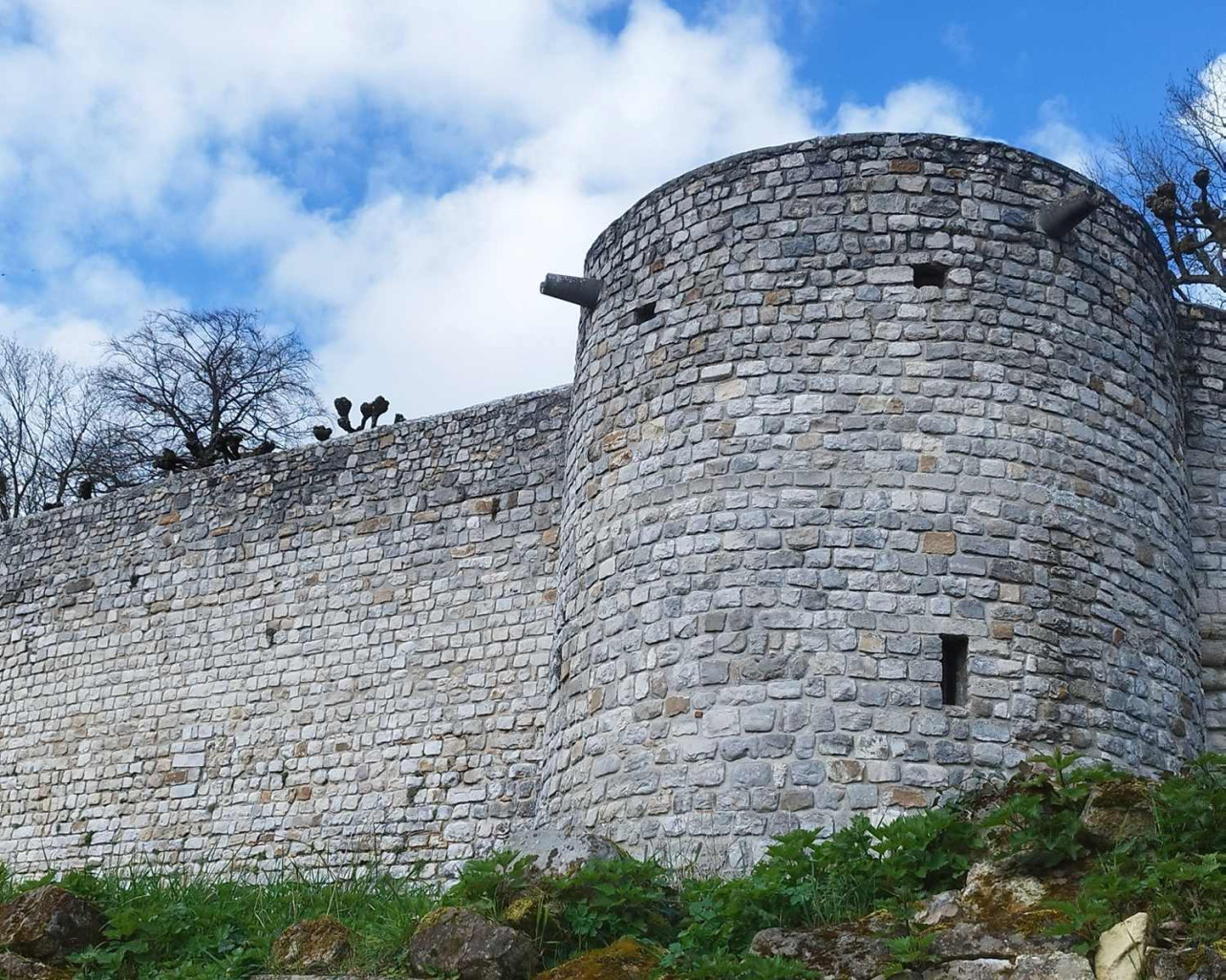 Des visites-promenades auront lieu autour des fortifications du château.