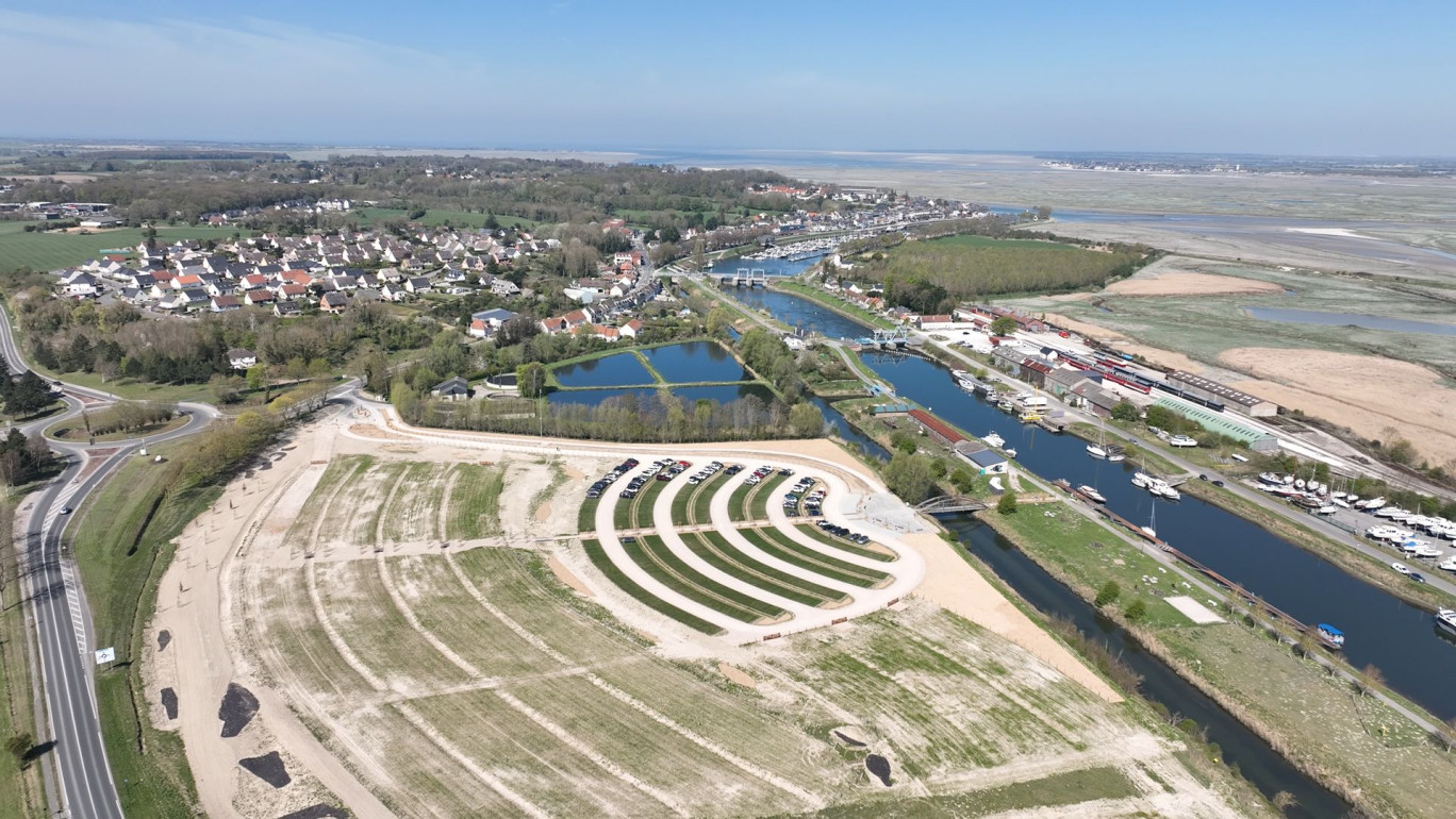 Le site propose 388 places de stationnement permanentes ainsi que 1 100 places temporaires. © SMBS-GLP