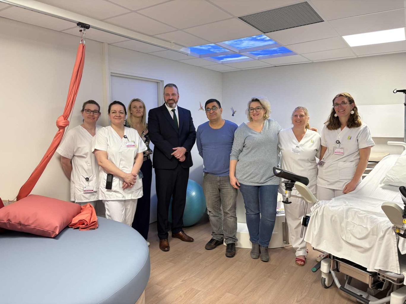 Les équipes du centre hospitalier dans la salle nature. (c) CH Château-Thierry