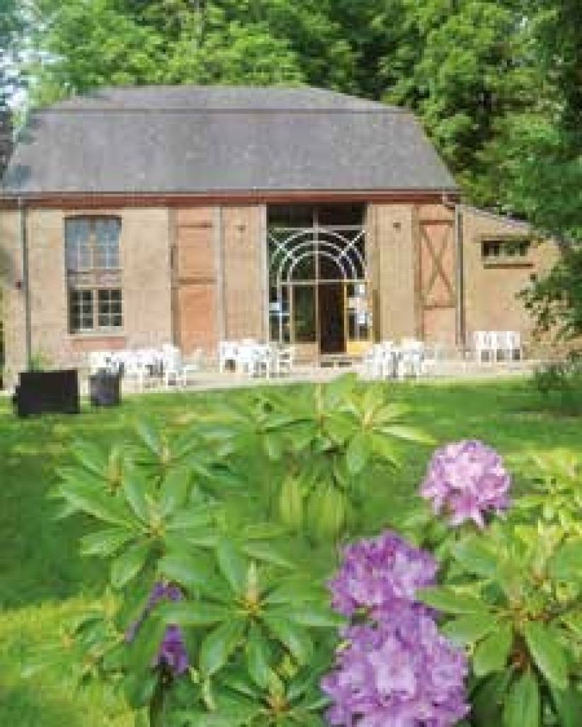 Habitante de Rambures, Christelle Vue connaît bien le parc du château, elle est tombée amoureuse de ce splendide bâtiment.