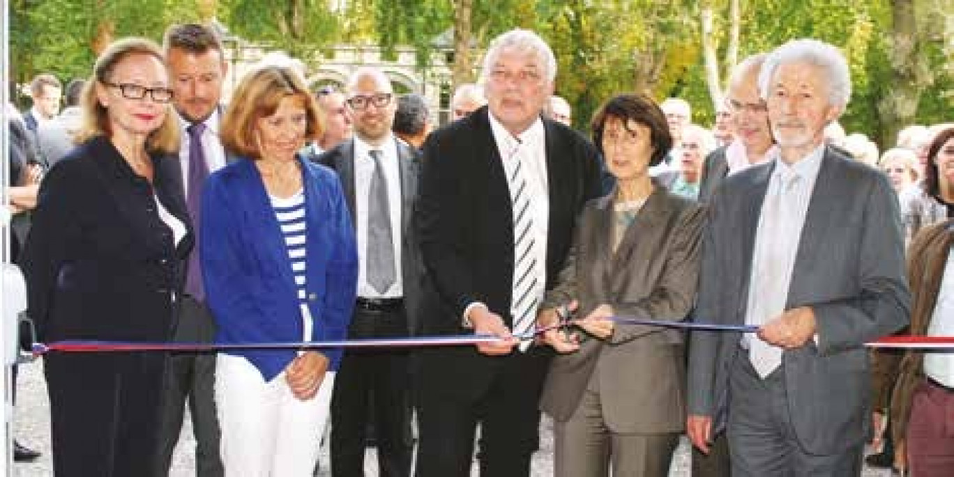 Pour le maire de Nogent-sur-Oise Jean-François Dardenne (au centre), ce pôle incarne « tout un écosystème de créativité ».