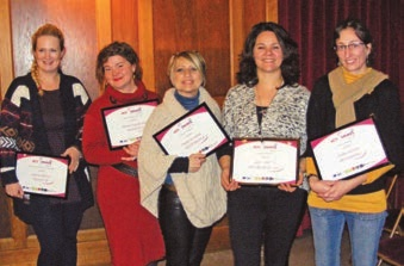 Le 8 décembre à Compiègne, les lauréates ont reçu chacune un prix de 1 500 euros en présence des organisateurs du concours.