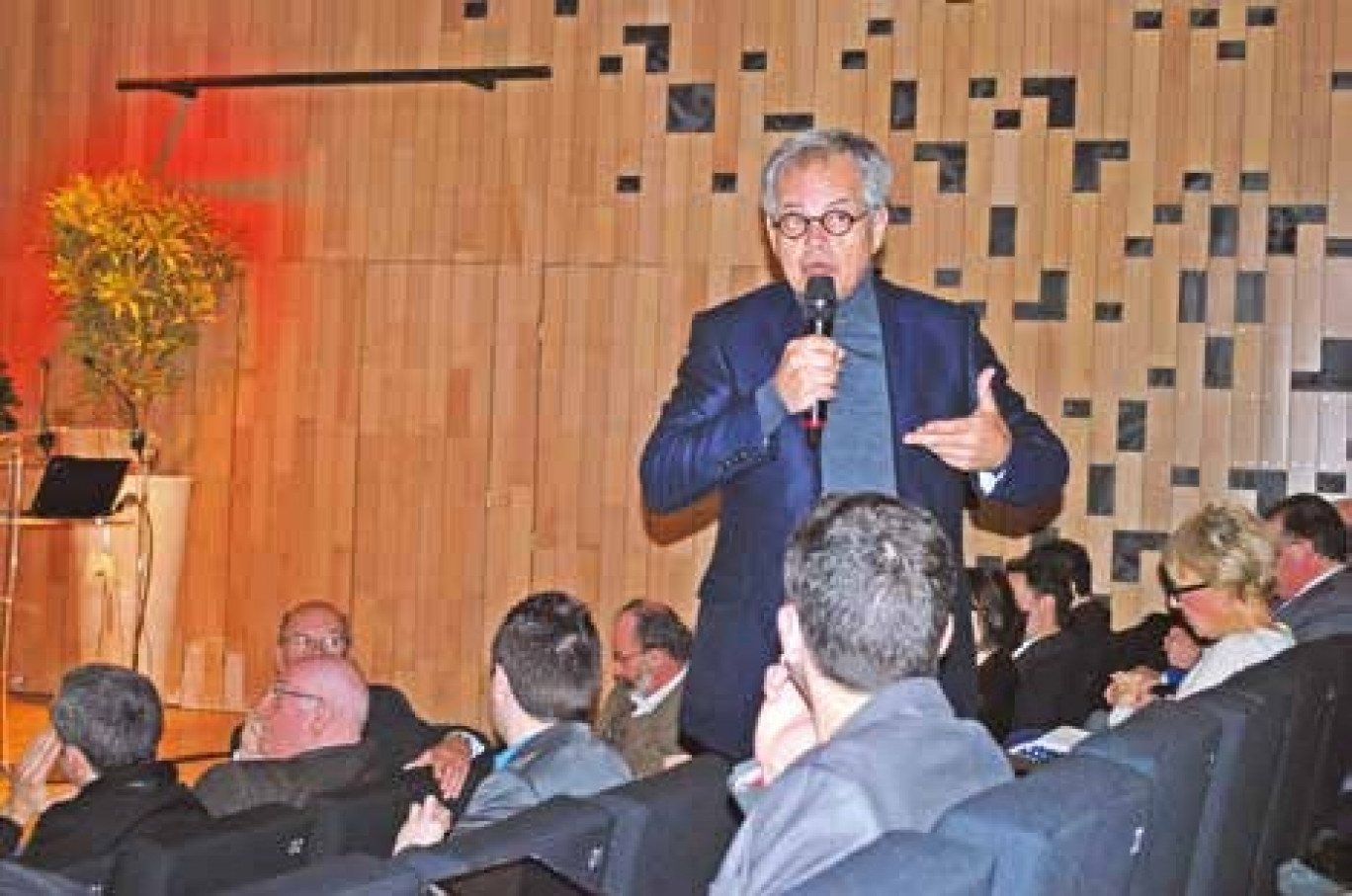 Jean-Jacques Blangy du Medef Somme, parmi les forces vives de la région venues s’exprimer sur la Picardie de demain.