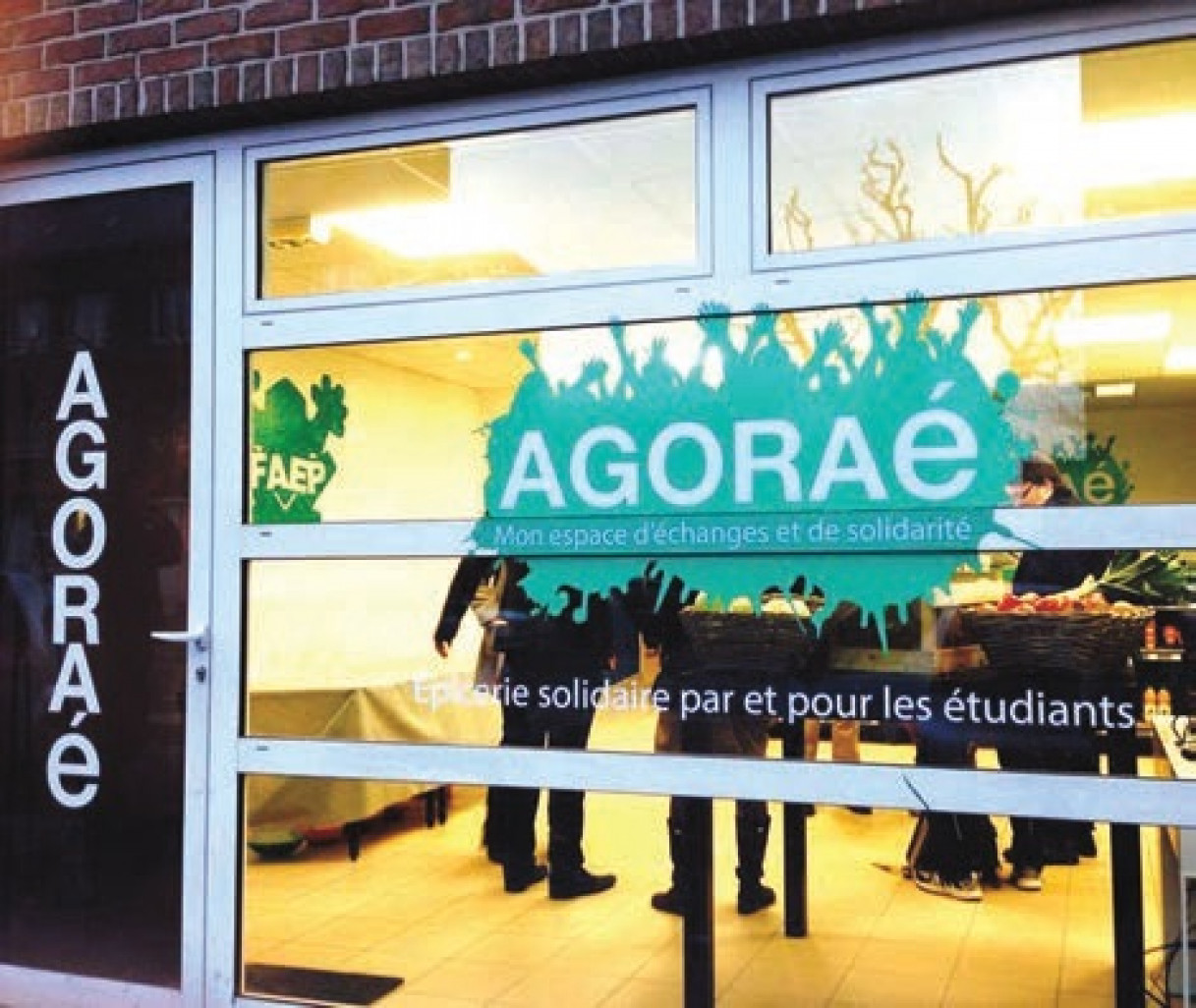 L'accueil d'Agoraé est assuré par une dizaine d'étudiants bénévoles.