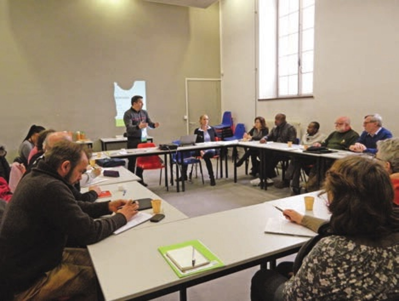 La vingtaine de participants sont venus échanger et se mettre à jour sur le thème de la responsabilité des dirigeants d’associations.