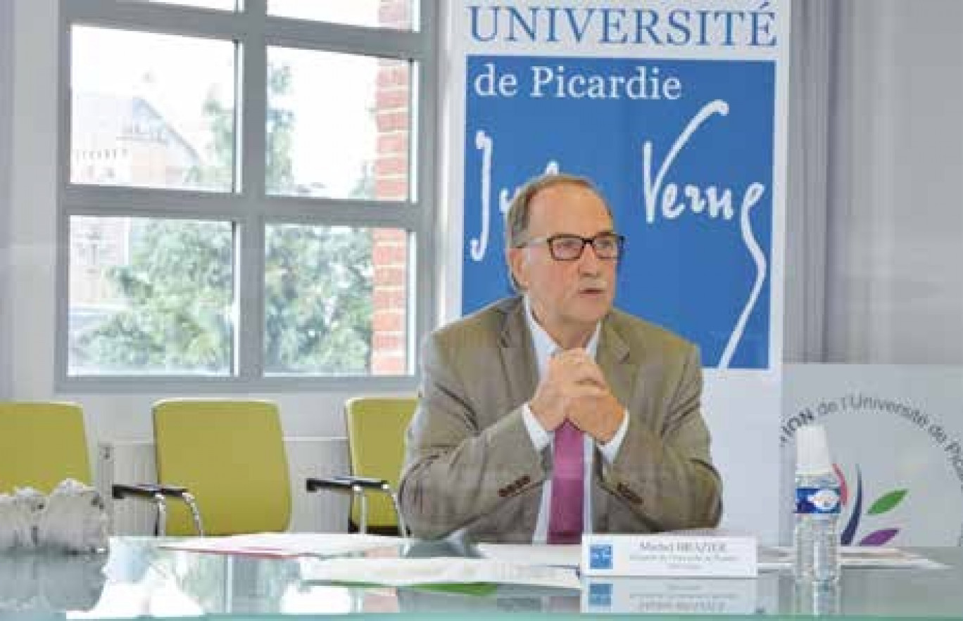 Michel Brazier souhaite rendre l'université accessible à tous.