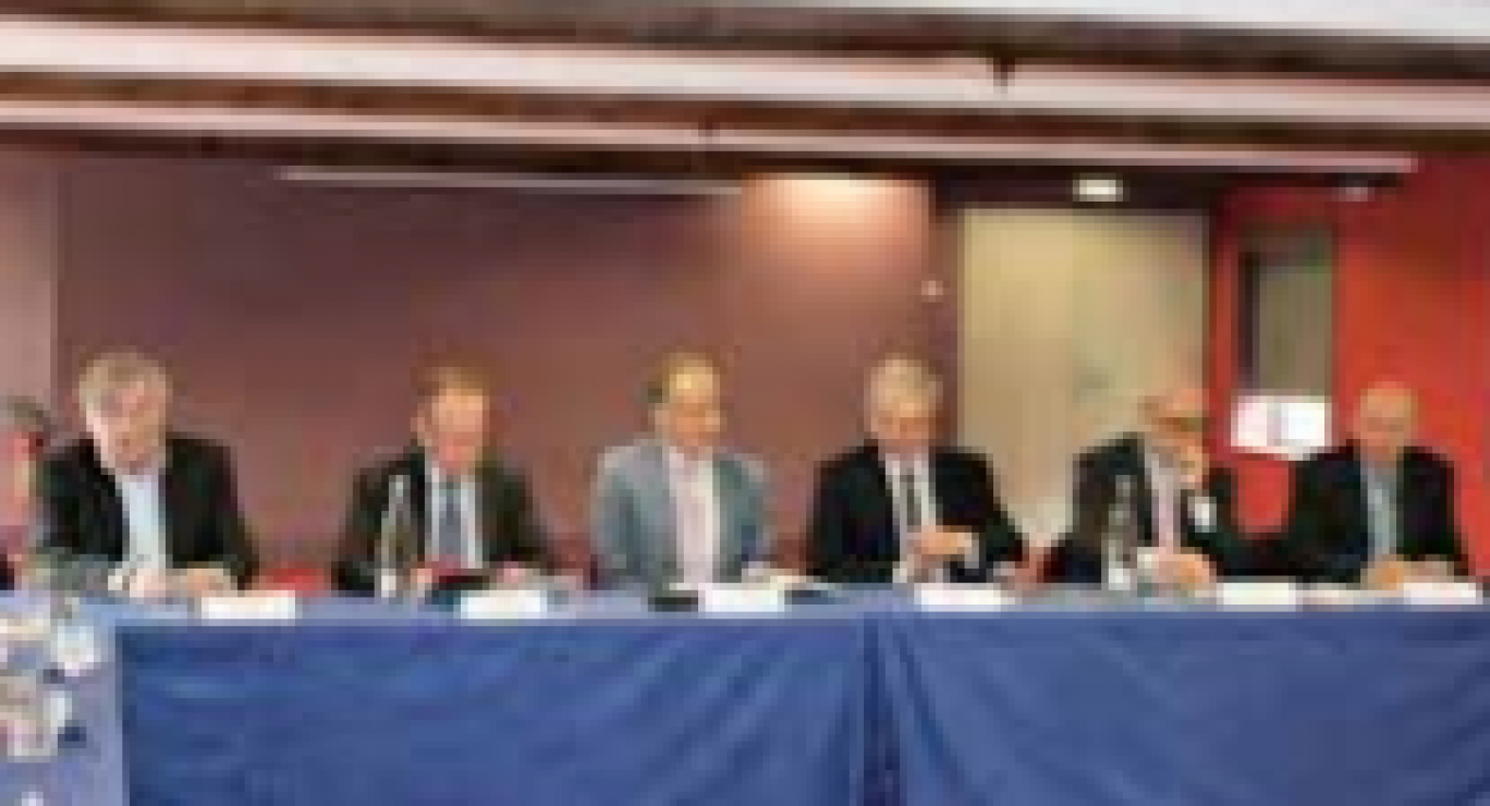 Les représentants des six UIMM territoriales ont adopté la nouvelle organisation régionale