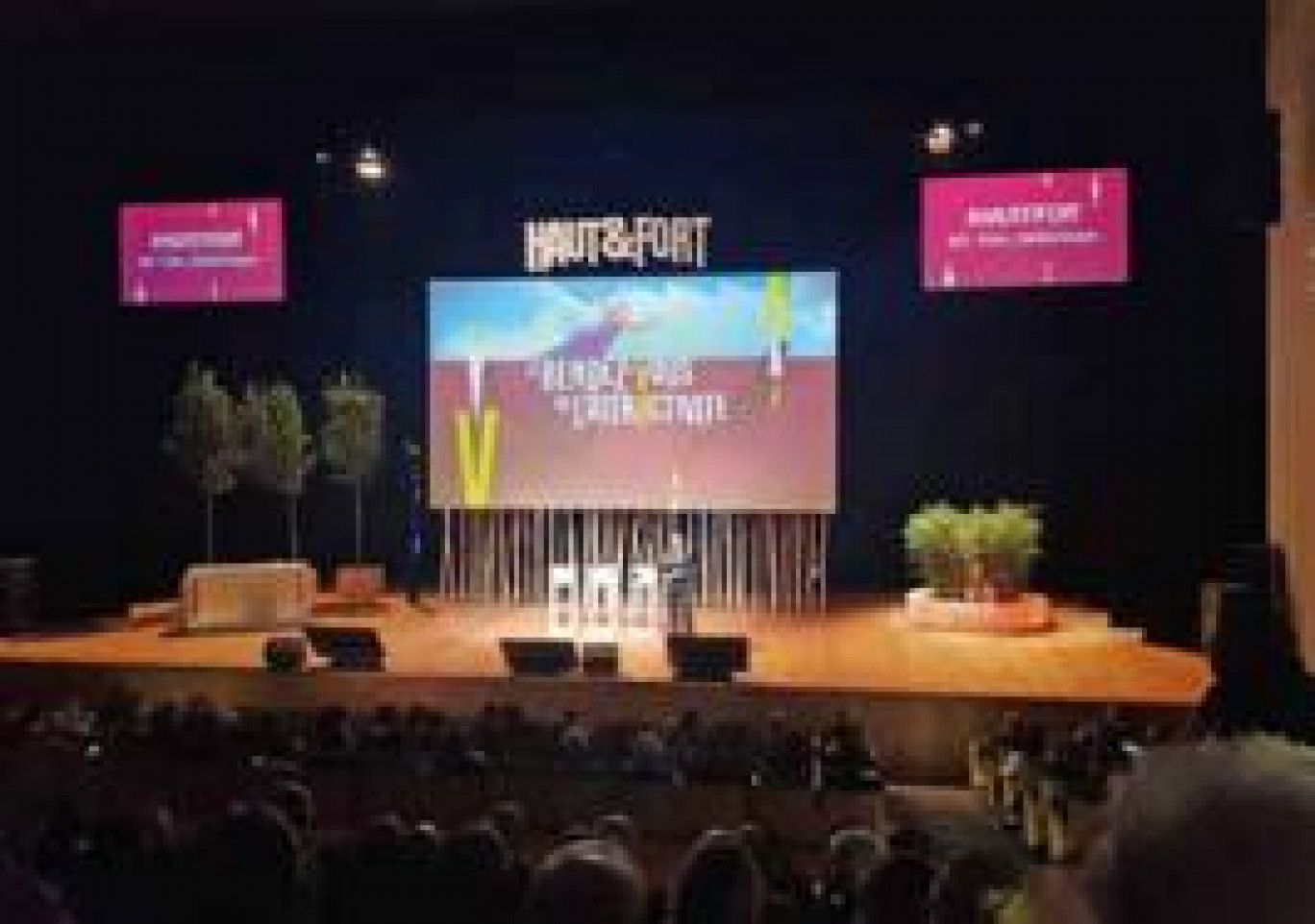 L’auditorium de la Cité des congrès était complet pour le lancement de la marque "Haut et Fort".