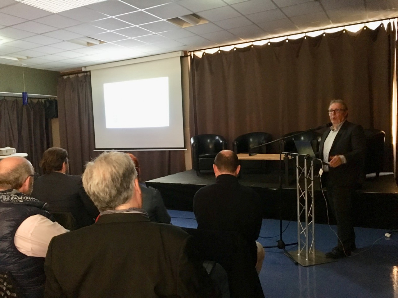 La conférence animée par Bernard Boutboul était organisée par l’UMIH 80 et Métro. 