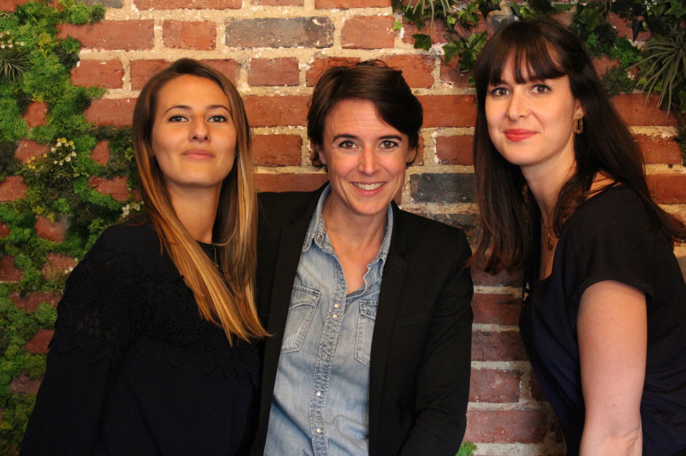 Alice Beurey, Géraldine Thibaut et Pauline Hurier" . Crédit Photo DLP Aletheia Press