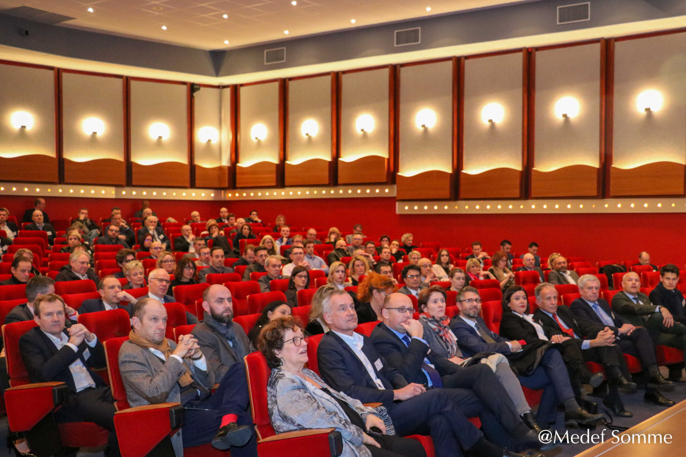 Près de 250 personnes étaient réunies ce mardi 21 janvier.