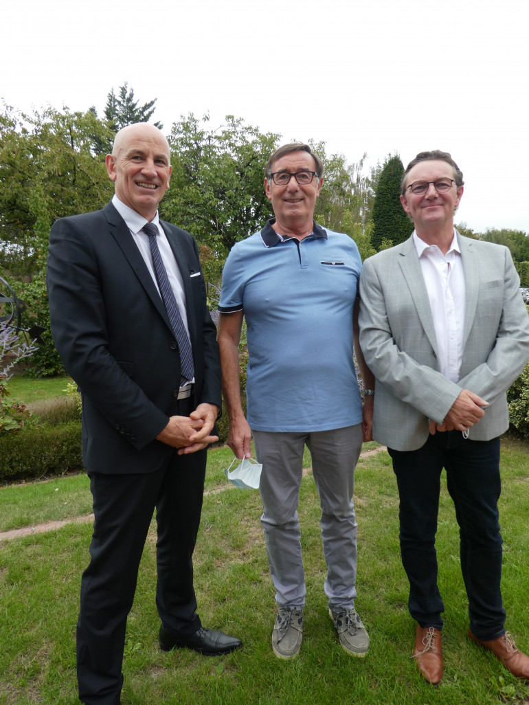 De g. à d. : Denis Jorel, délégué régional, André Soissons et Didier Amasse, respectivement président et vice-président de la Commission paritaire régionale. 