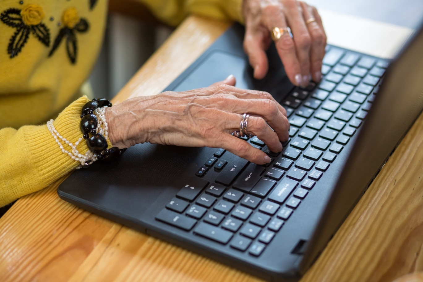 Les personnes âgées sont les plus touchées par l'illectronisme. (c)AdobeStock