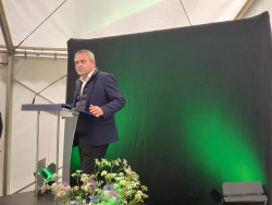 Xavier Bertrand, président des Hauts-de-France était présent pour l’inauguration du site. (Aletheia Press / DLP)