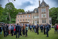 Réception dans le jardin du château de Flixecourt.