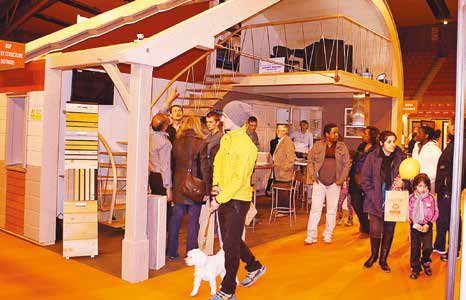 Le 9e Salon de l’habitat réservait quelques belles surprises, comme le stand commun de BSP et Ixina réalisé sur deux niveaux. Le 9e Salon de l’habitat réservait quelques belles surprises, comme le stand commun de BSP et Ixina réalisé sur deux niveaux.